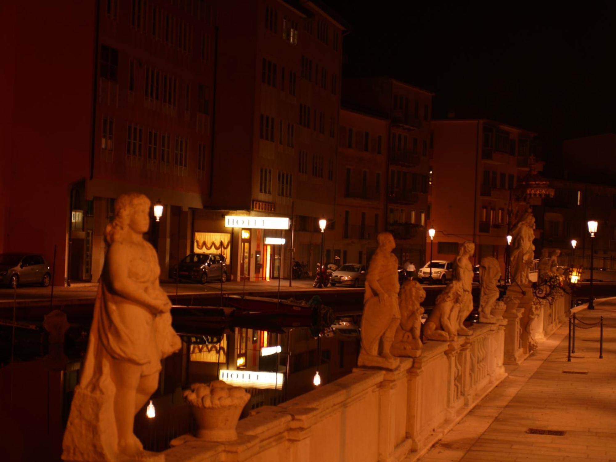 Hotel Caldin'S Chioggia Exterior photo